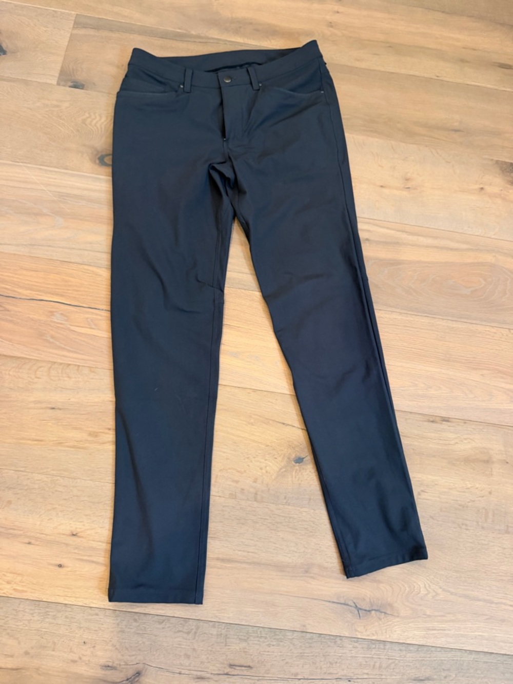 lululemon athletica Men's charcoal Chino- Pants